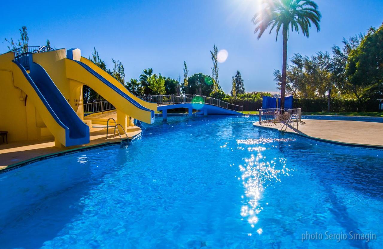 137 Minerva Apartamentos - Vista Al Mar - Piscina Y Playa - Cercano A Tren, Restaurantes Y Tiendas Benalmadena Bagian luar foto