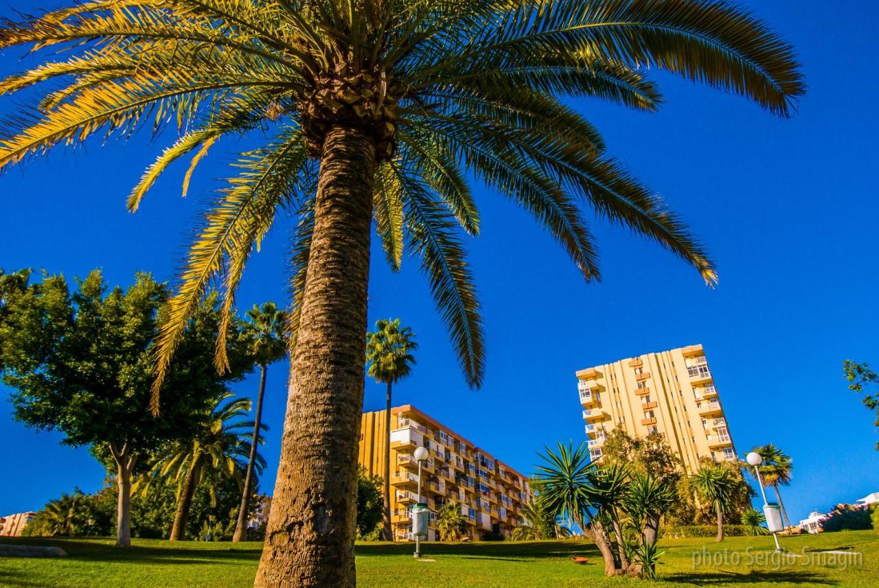 137 Minerva Apartamentos - Vista Al Mar - Piscina Y Playa - Cercano A Tren, Restaurantes Y Tiendas Benalmadena Bagian luar foto
