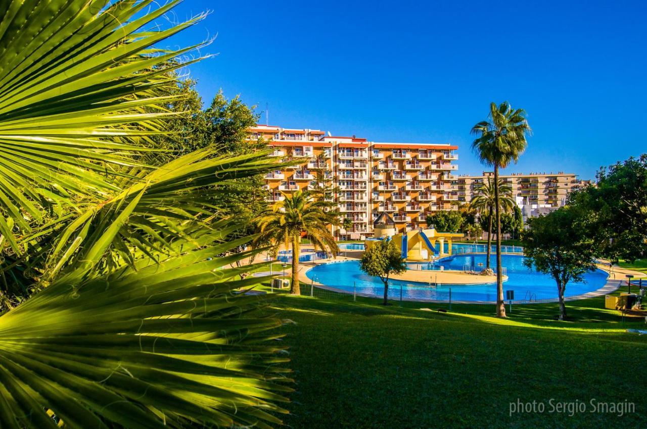 137 Minerva Apartamentos - Vista Al Mar - Piscina Y Playa - Cercano A Tren, Restaurantes Y Tiendas Benalmadena Bagian luar foto