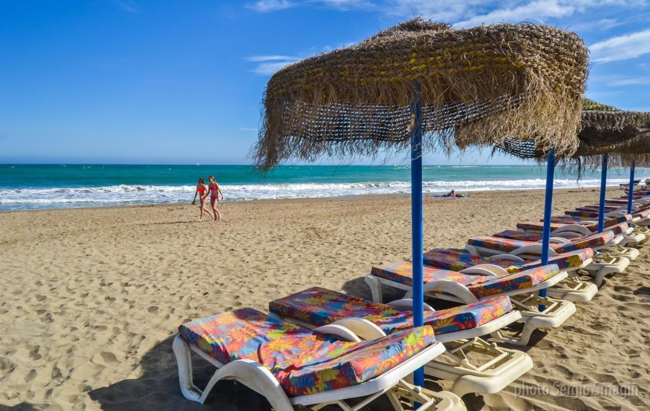 137 Minerva Apartamentos - Vista Al Mar - Piscina Y Playa - Cercano A Tren, Restaurantes Y Tiendas Benalmadena Bagian luar foto