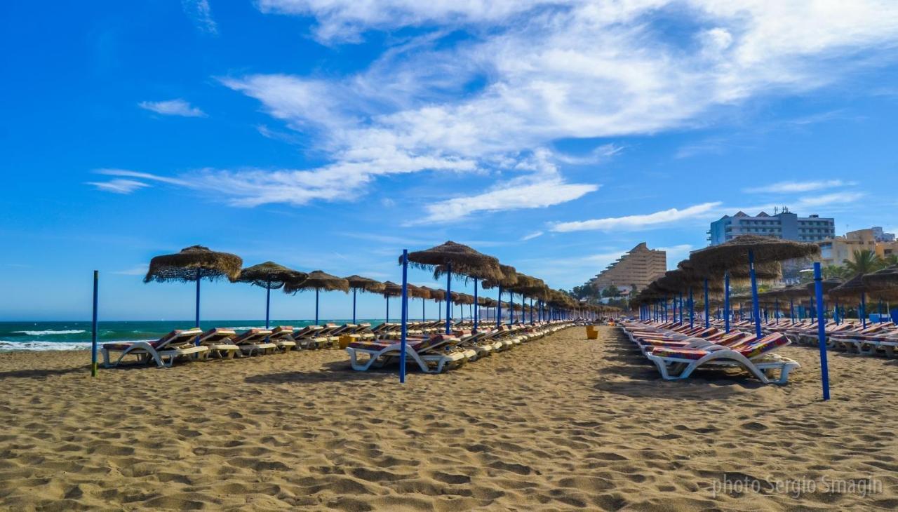 137 Minerva Apartamentos - Vista Al Mar - Piscina Y Playa - Cercano A Tren, Restaurantes Y Tiendas Benalmadena Bagian luar foto