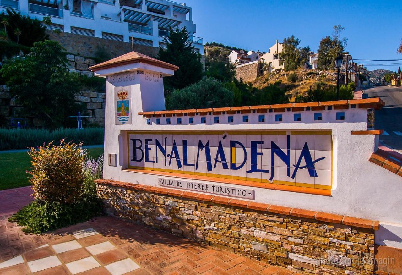 137 Minerva Apartamentos - Vista Al Mar - Piscina Y Playa - Cercano A Tren, Restaurantes Y Tiendas Benalmadena Bagian luar foto
